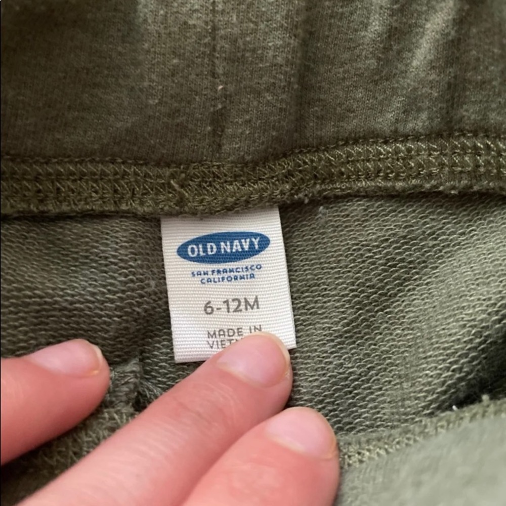 Baby clothes lot - Picture 10 of 12